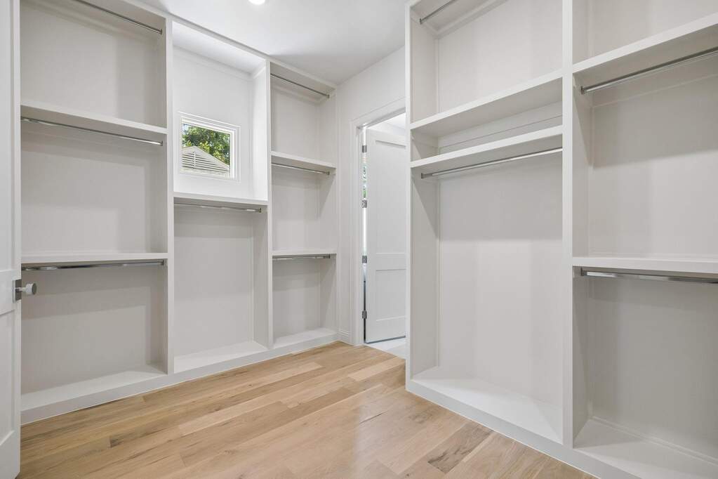 4 Bedroom Single Family Home/House's Image 20