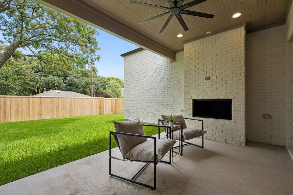 4 Bedroom Single Family Home/House's Image 31