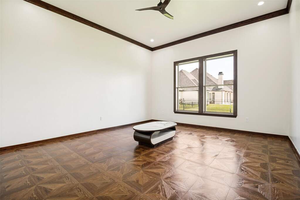 4 Bedroom Single Family Home/House's Image 24