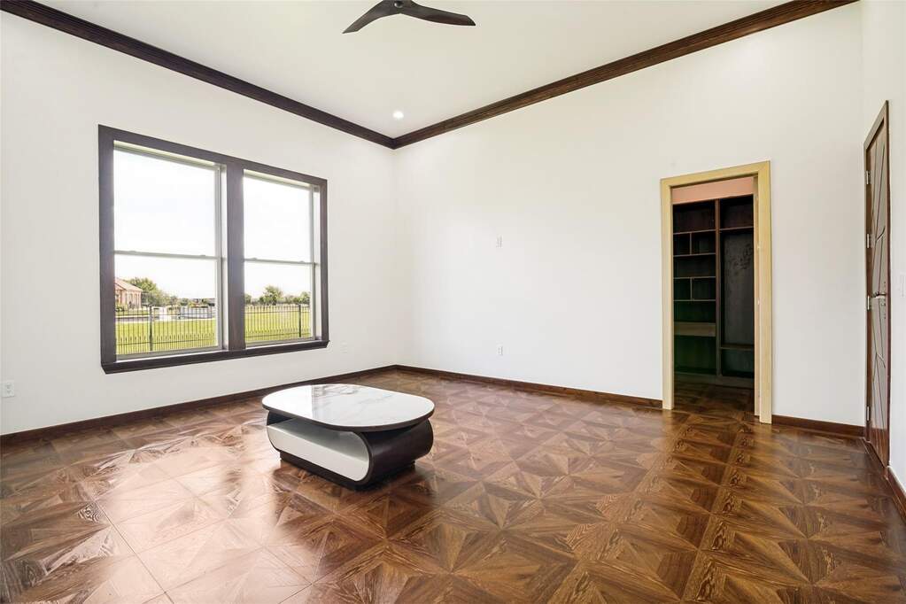 4 Bedroom Single Family Home/House's Image 25