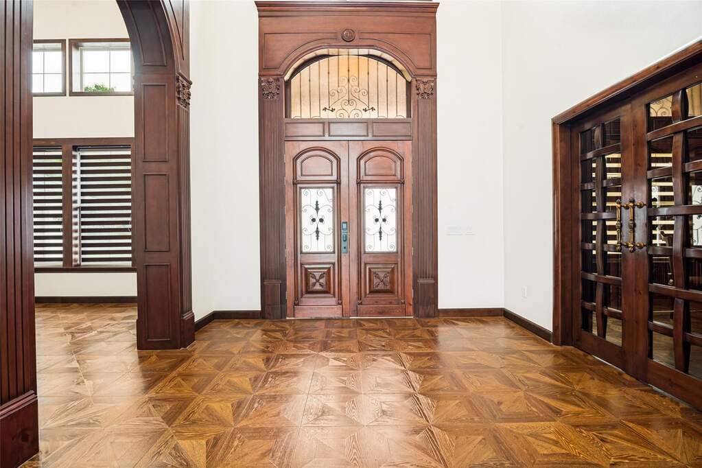 4 Bedroom Single Family Home/House's Image 3