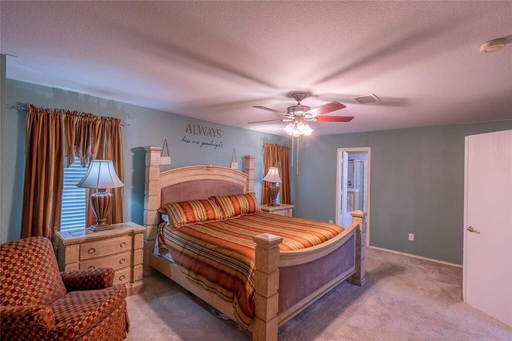 4 Bedroom Single Family Home/House's Image 13