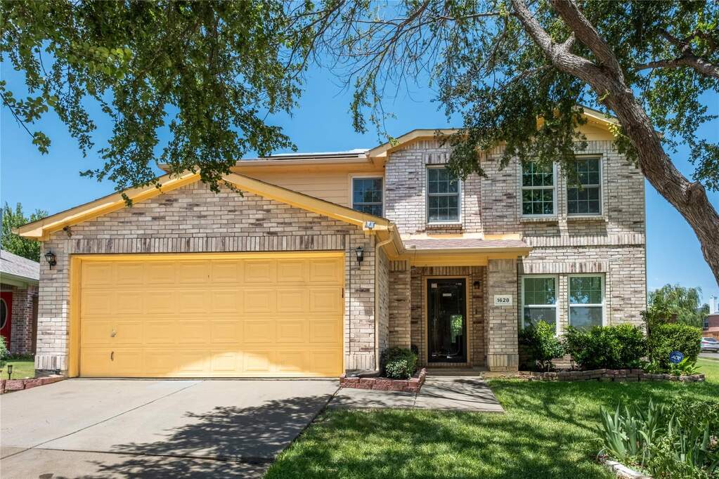 4 Bedroom Single Family Home/House's Image 20