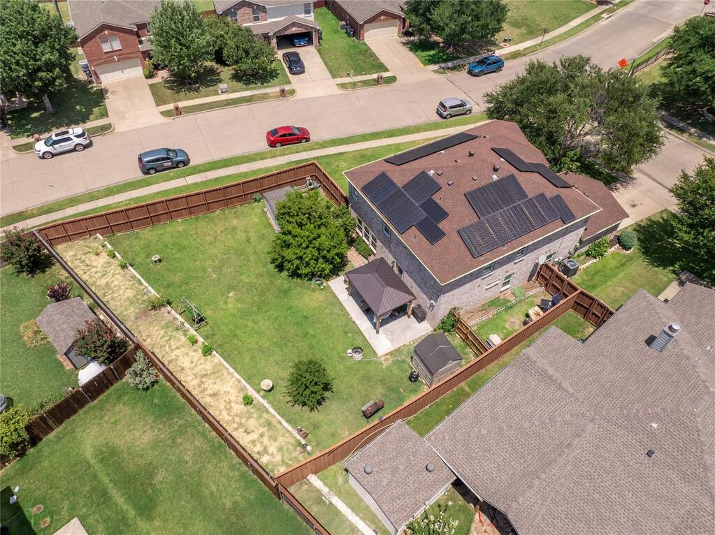 4 Bedroom Single Family Home/House's Image 22