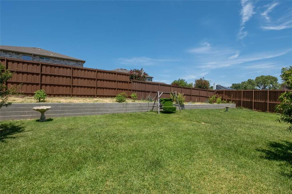 4 Bedroom Single Family Home/House's Image 24
