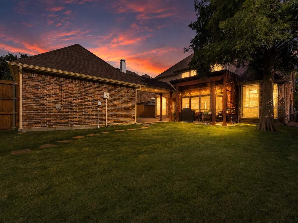 4 Bedroom Single Family Home/House's Image 28