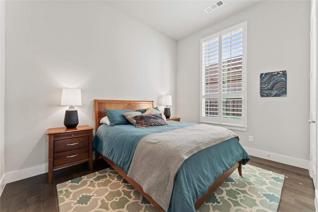 3 Bedroom Single Family Home/House's Image 4