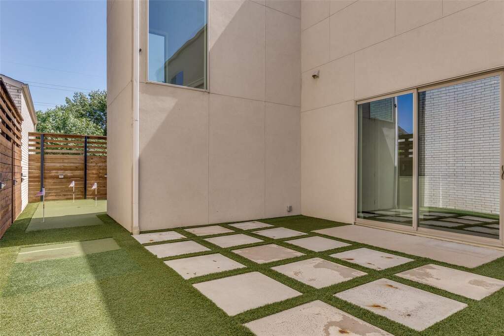 3 Bedroom Single Family Home/House's Image 19