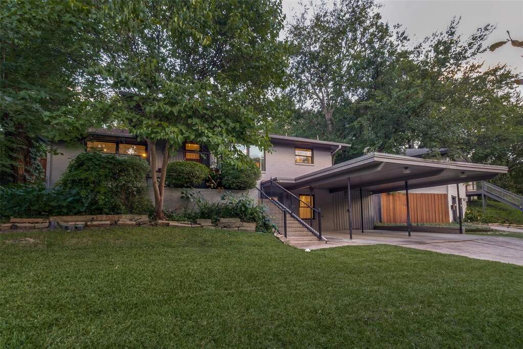 Single family home