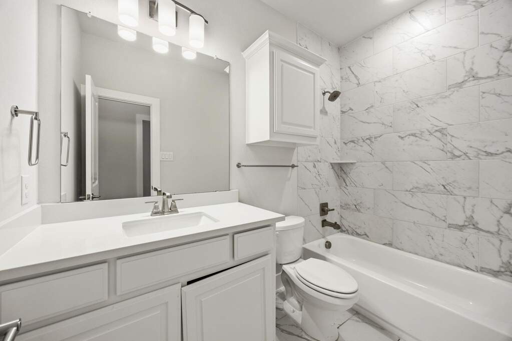4 Bedroom Single Family Home/House's Image 13