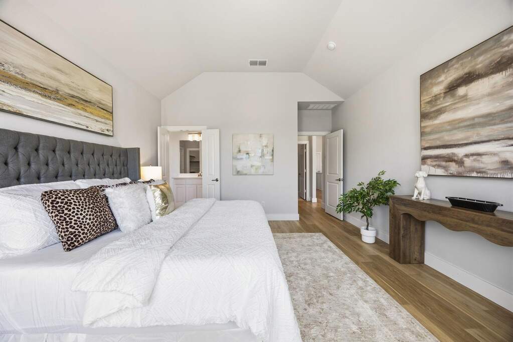 4 Bedroom Single Family Home/House's Image 16