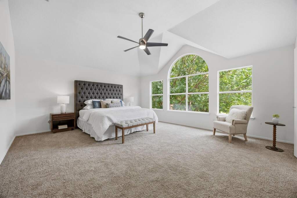 4 Bedroom Single Family Home/House's Image 14