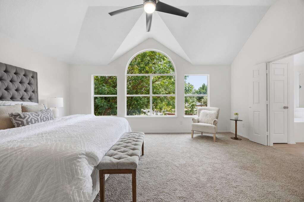 4 Bedroom Single Family Home/House's Image 15