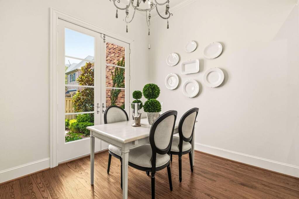 3 Bedroom Villa/Townhouse's Image 17