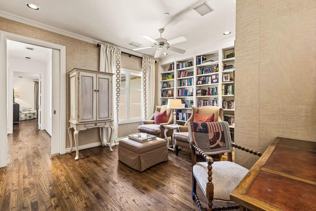 3 Bedroom Villa/Townhouse's Image 25