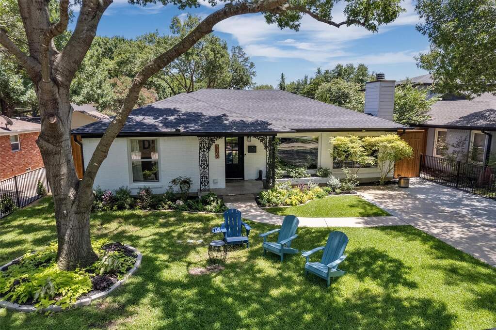 3 Bedroom Single Family Home/House's Image 35