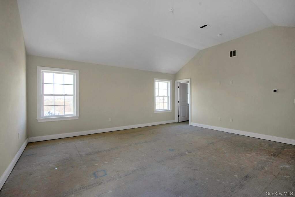 5 Bedroom Single Family Home/House's Image 20
