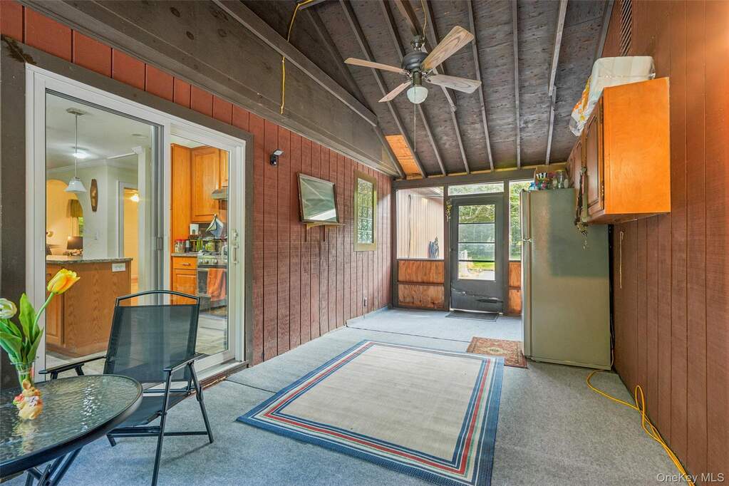 4 Bedroom Single Family Home/House's Image 8