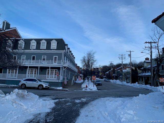 4 Bedroom Single Family Home/House's Image 23