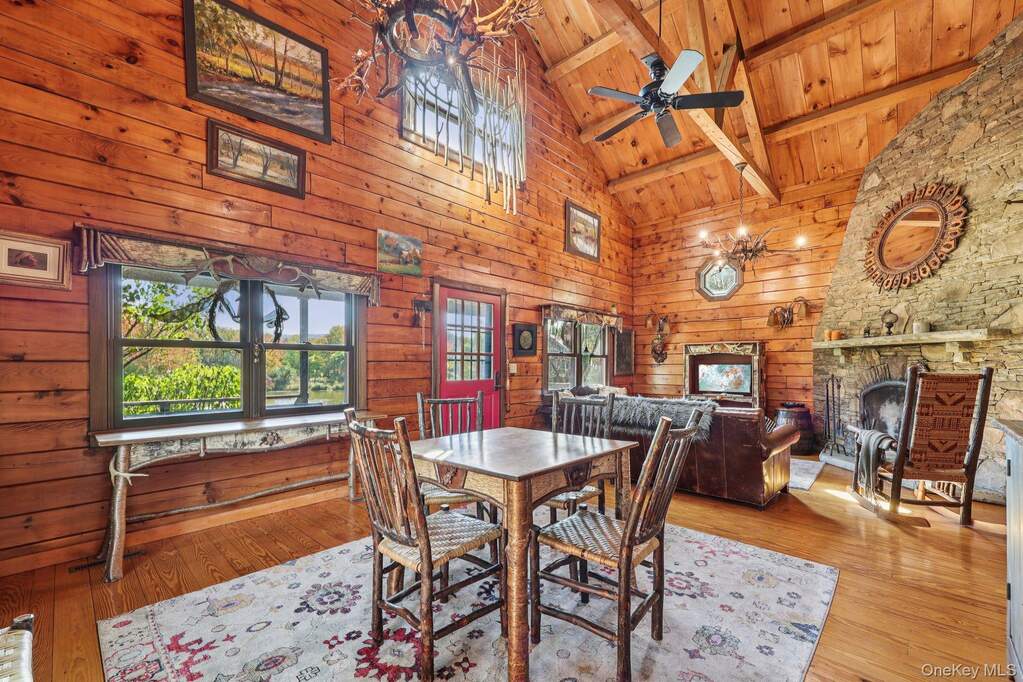 3 Bedroom Single Family Home/House's Image 9