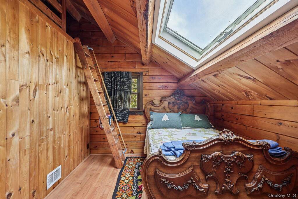 3 Bedroom Single Family Home/House's Image 16