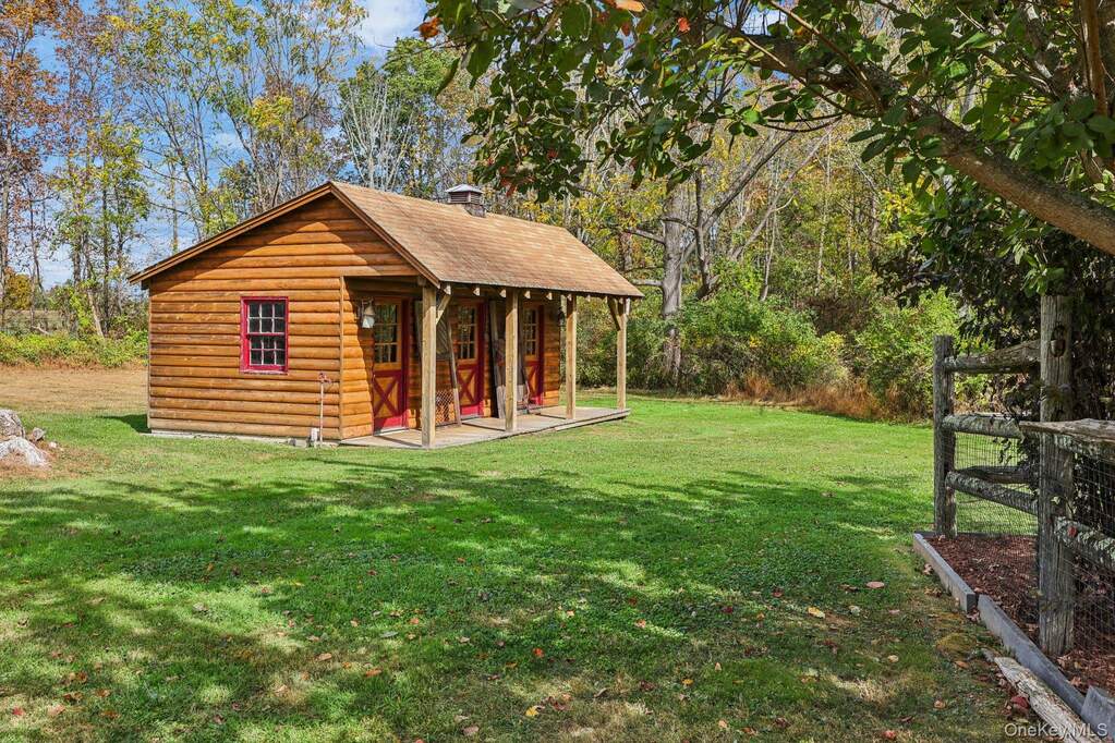 3 Bedroom Single Family Home/House's Image 36
