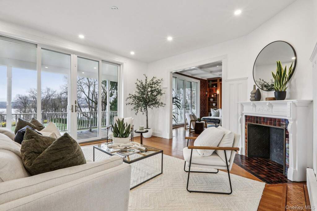 4 Bedroom Single Family Home/House's Image 10