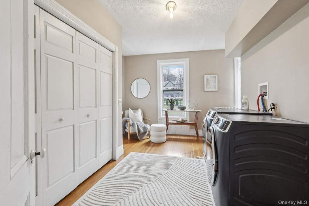 4 Bedroom Single Family Home/House's Image 19