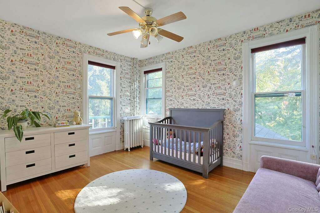4 Bedroom Single Family Home/House's Image 22