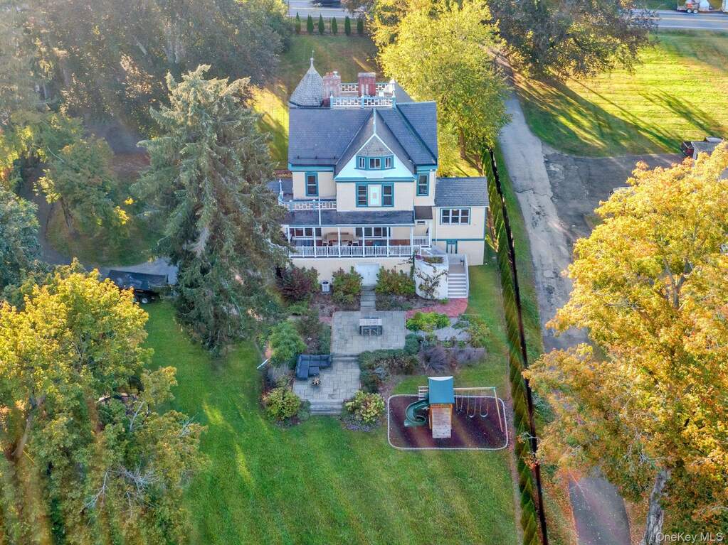 4 Bedroom Single Family Home/House's Image 41