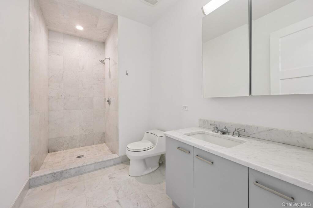 3 Bedroom Apartment/Flat's Image 12