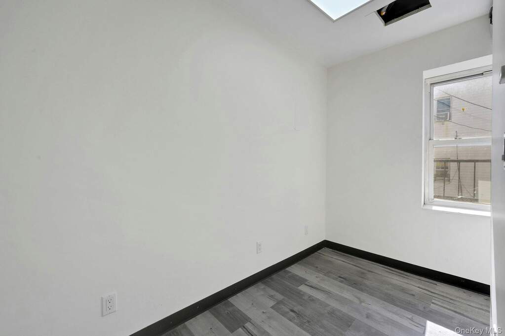 6 Bedroom Villa/Townhouse's Image 9