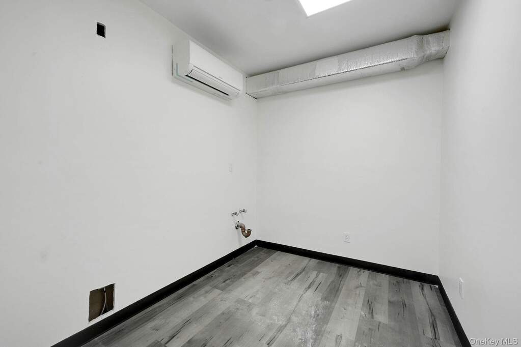 6 Bedroom Villa/Townhouse's Image 4