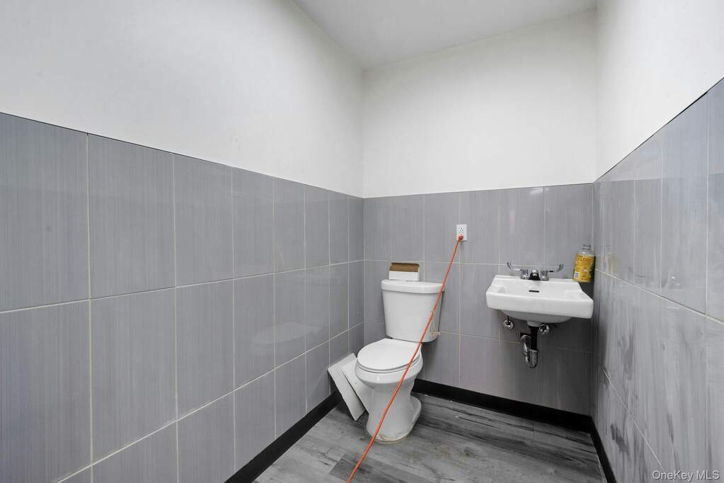 6 Bedroom Villa/Townhouse's Image 6