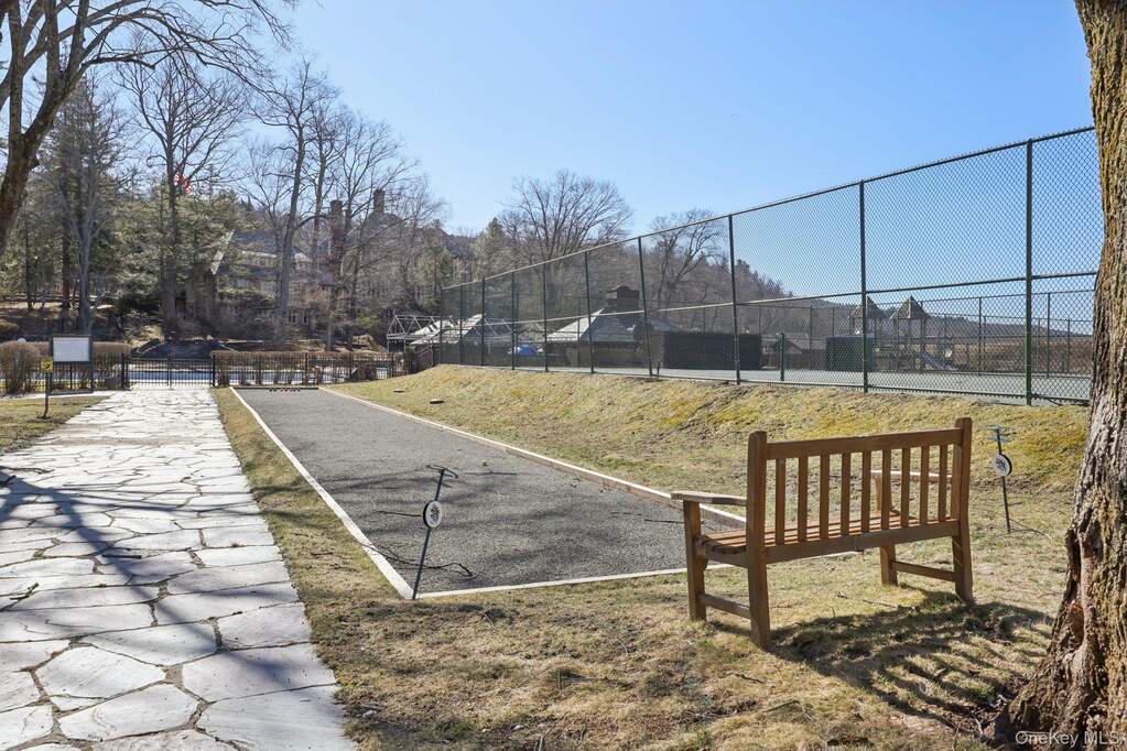 Land/Vacant Land's Image 9