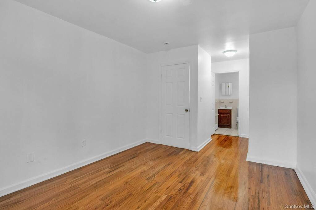 8 Bedroom Villa/Townhouse's Image 10