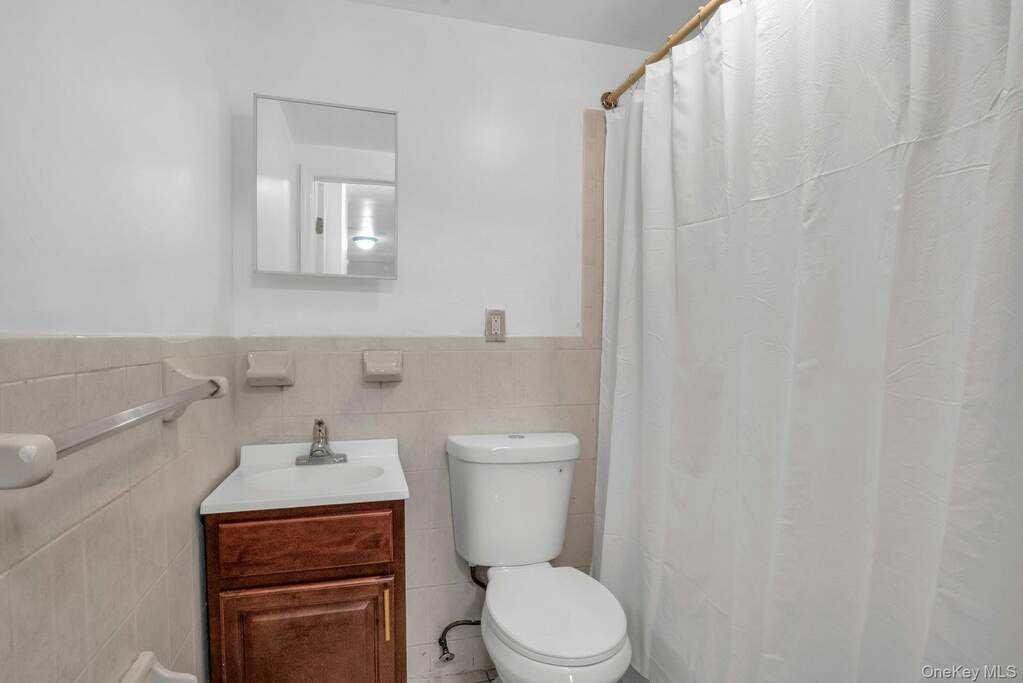 8 Bedroom Villa/Townhouse's Image 12