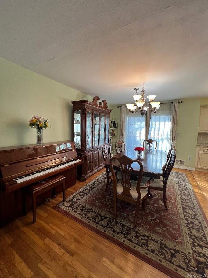 3 Bedroom Single Family Home/House's Image 10