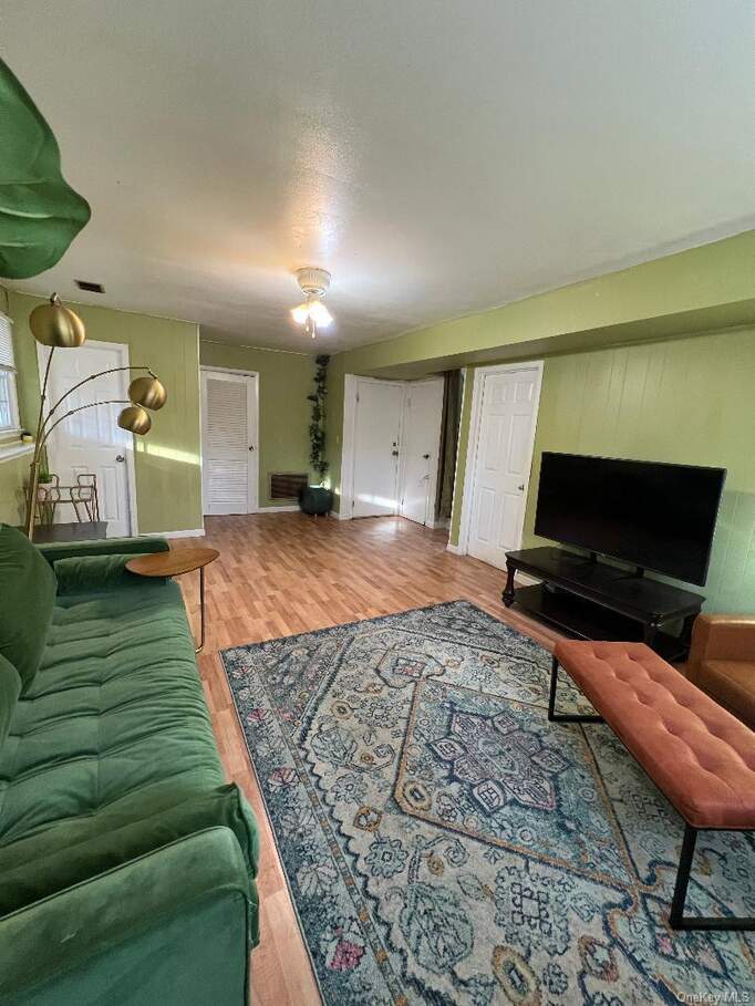 3 Bedroom Single Family Home/House's Image 4