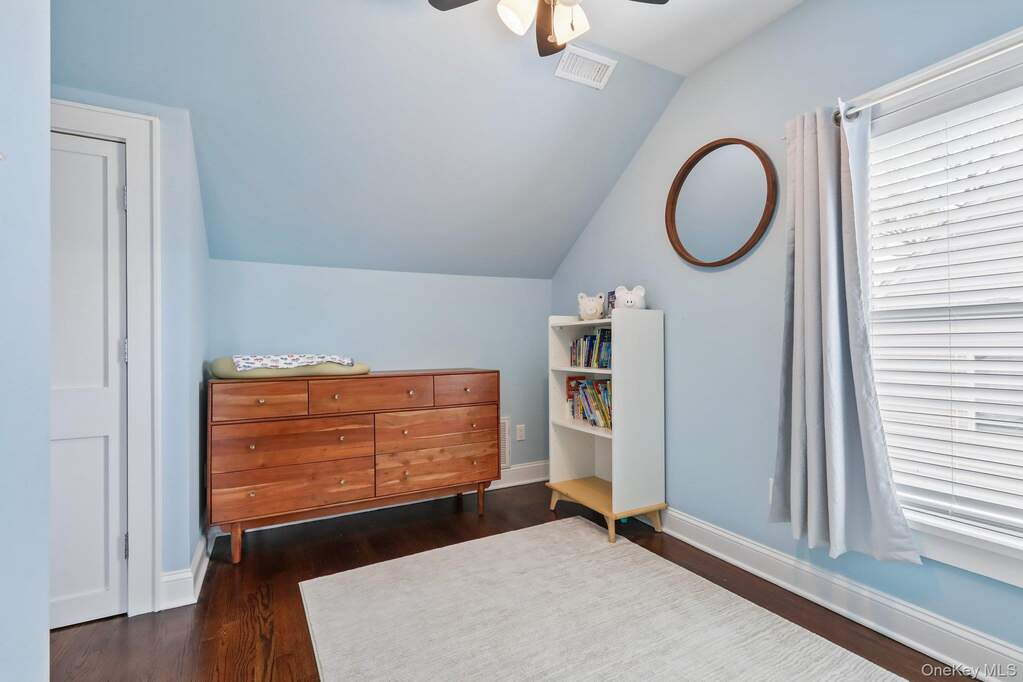 3 Bedroom Single Family Home/House's Image 34