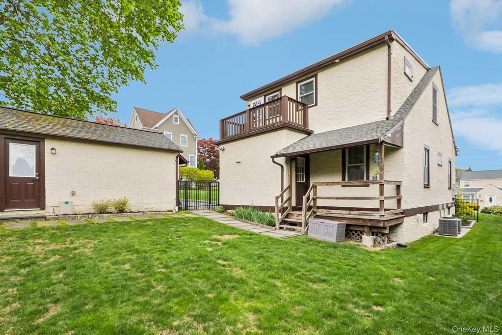 3 Bedroom Single Family Home/House's Image 36
