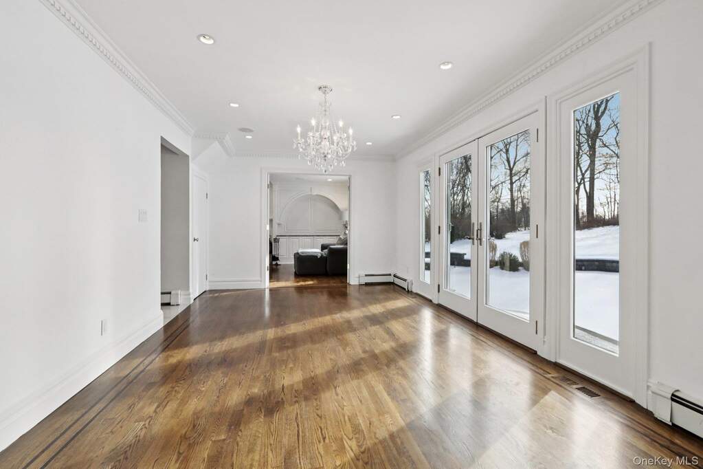 4 Bedroom Single Family Home/House's Image 11