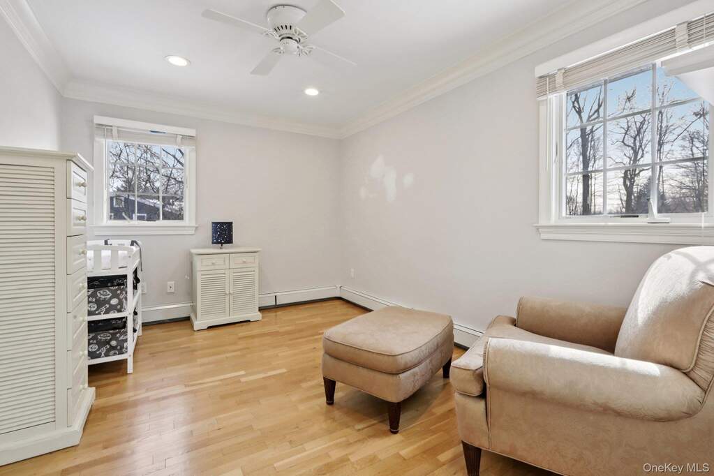 4 Bedroom Single Family Home/House's Image 21