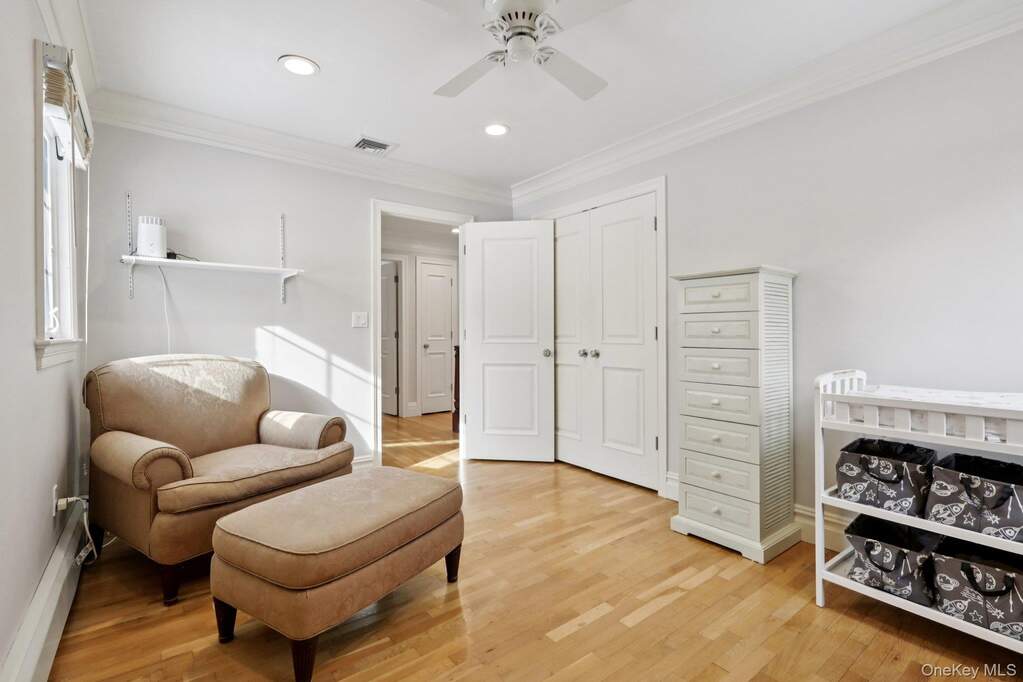 4 Bedroom Single Family Home/House's Image 22