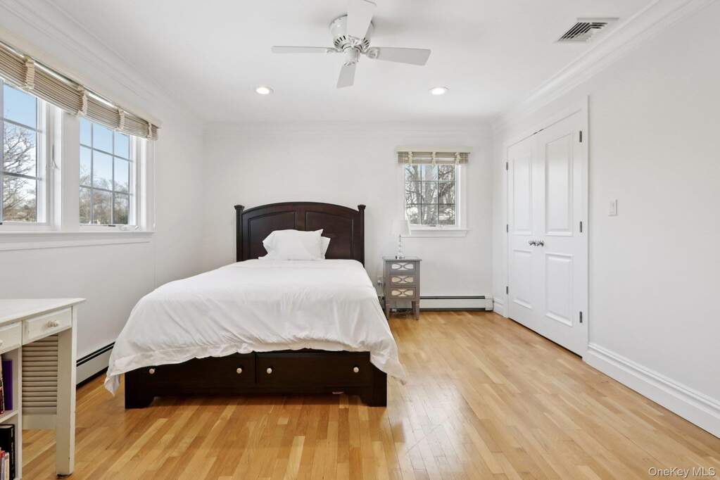 4 Bedroom Single Family Home/House's Image 29