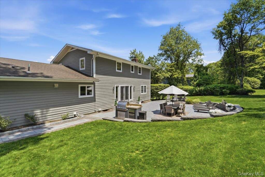 4 Bedroom Single Family Home/House's Image 42