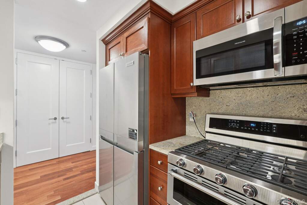 1 Bedroom Apartment/Flat's Image 14