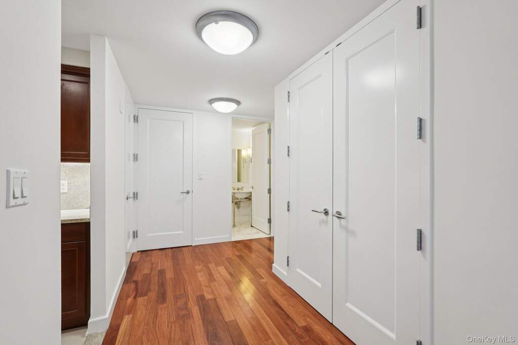 1 Bedroom Apartment/Flat's Image 16