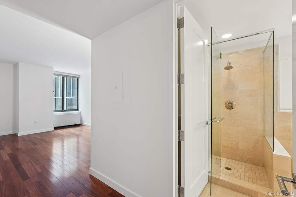 1 Bedroom Apartment/Flat's Image 17