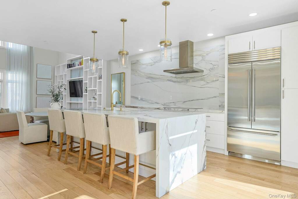 3 Bedroom Villa/Townhouse's Image 8